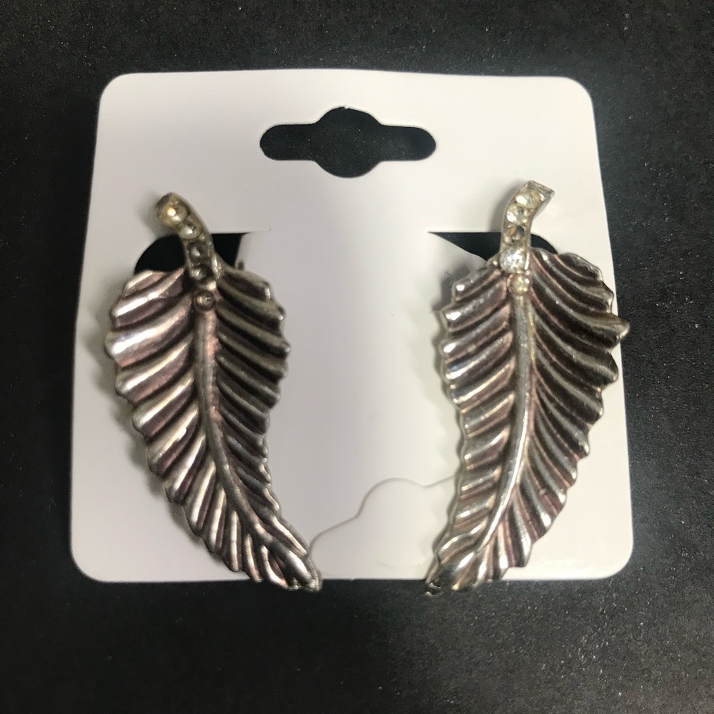 Large Silver Tone Vintage Leaf Earrings Clip On Rhinestone stems